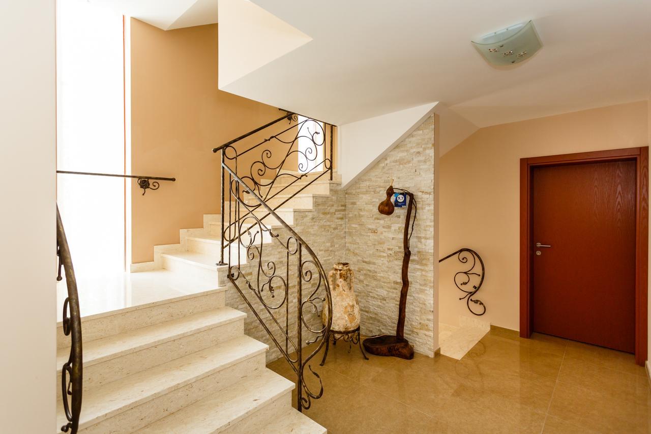 Villa Aria Malinska Exteriér fotografie