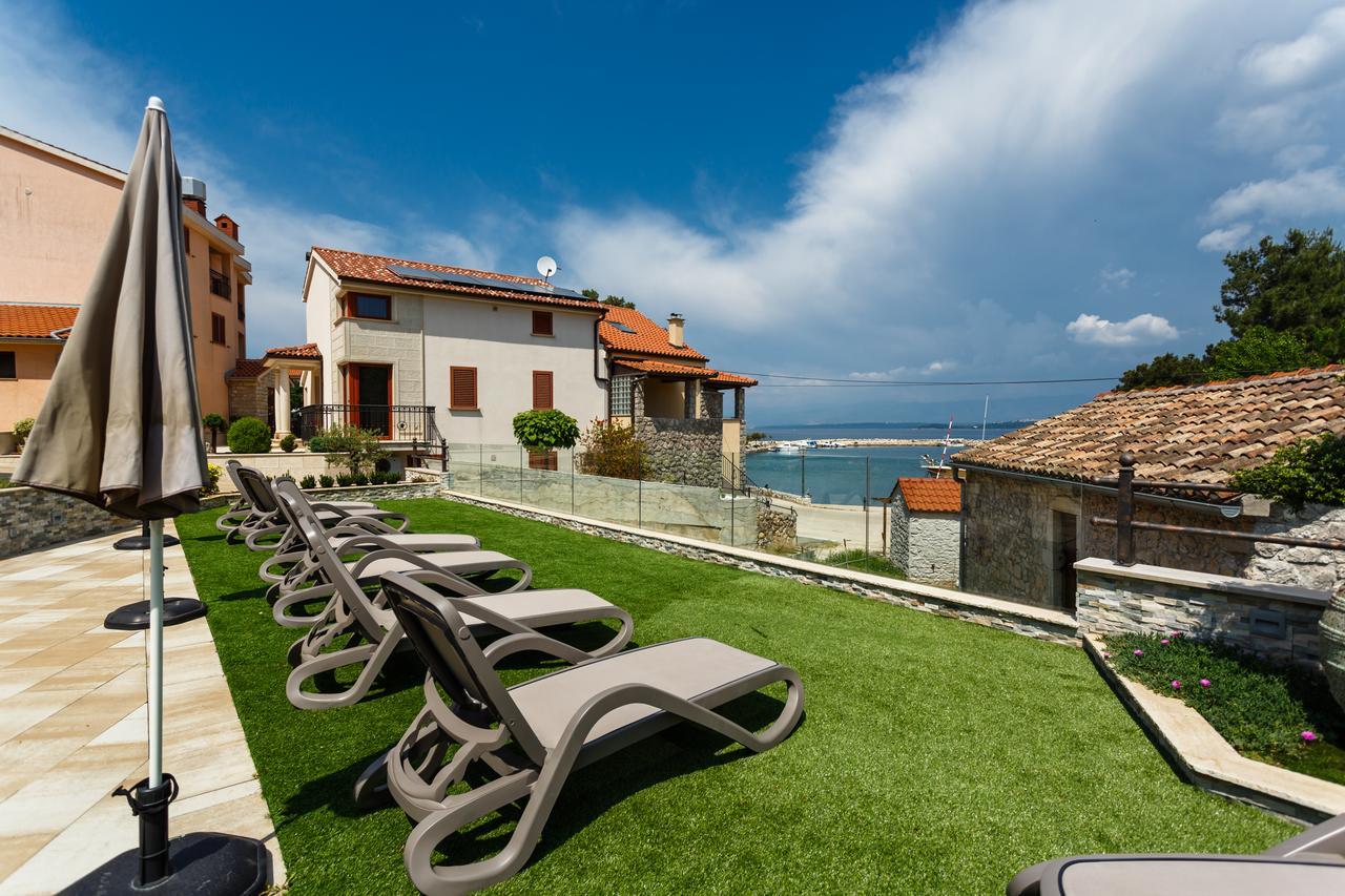 Villa Aria Malinska Exteriér fotografie